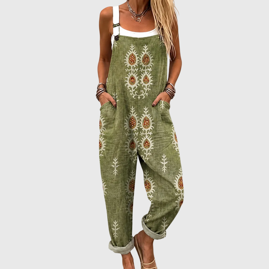 Entspannte olivgrüne Latzhose im Boho-Stil