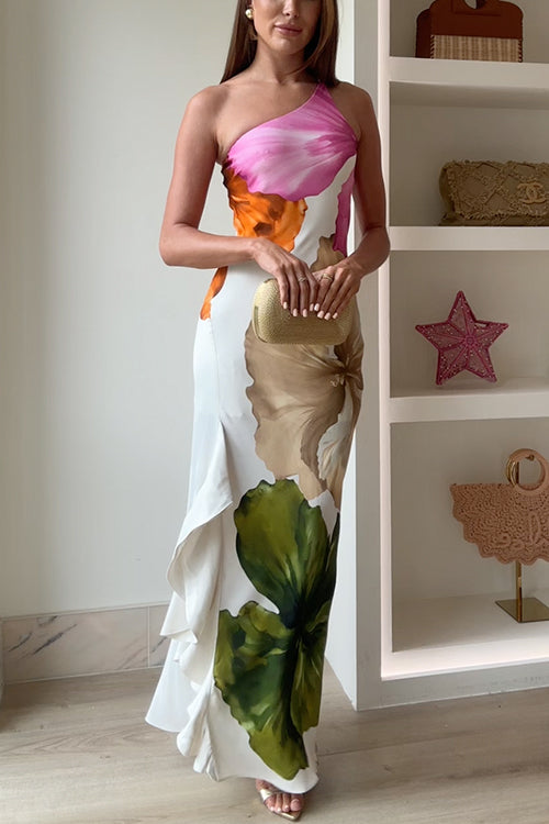 One-shoulder maxiklänning med volang och slits – vy 7